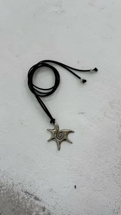 Collar Beach — imagen 2