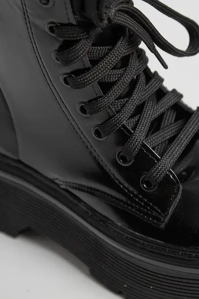 Borcegos Santa Mónica Sintético — imagen 2