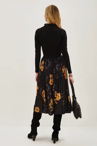 Falda Pleats Kai — imagen 4