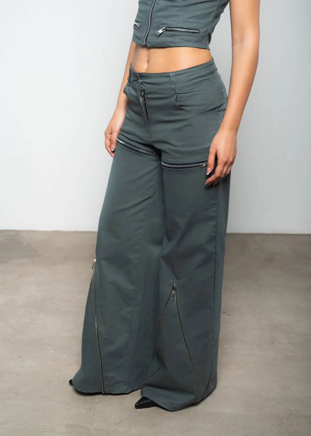 Pant Hot Street