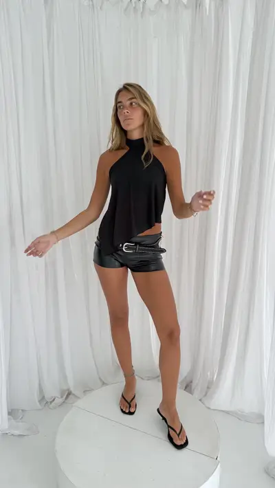 Top Margot // Negro — imagen 4