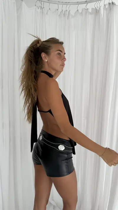 Top Margot // Negro — imagen 5