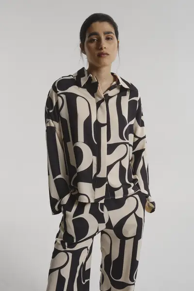 Camisa Icon — imagen 3