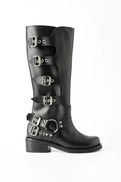 Botas Tati Full Black Cuero — imagen 1