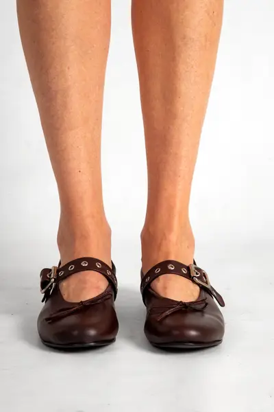 Chatas Ben Chocolate Cuero — imagen 7