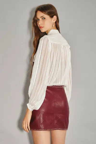 Falda Orient Studs Cuero — imagen 5