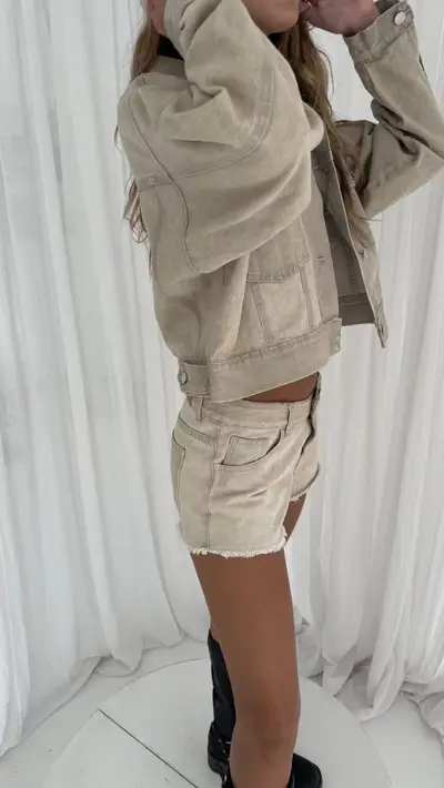 Short Desert — imagen 6