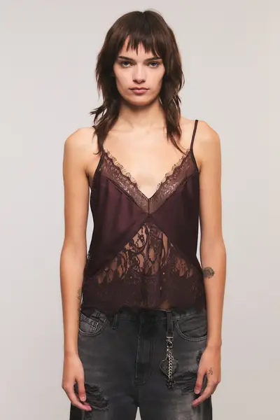 Top Romantic Ksk — imagen 5