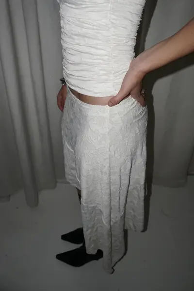 Ruin Midi Skirt — imagen 3