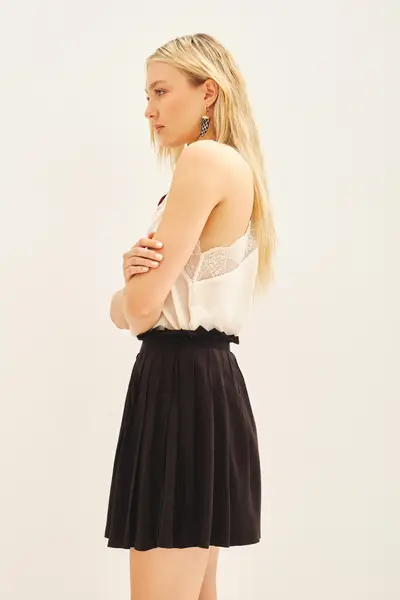 Falda Amine — imagen 5