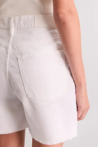 Short Tash White — imagen 4