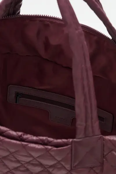 Cartera Tote Maxi Love Matelasse — imagen 2