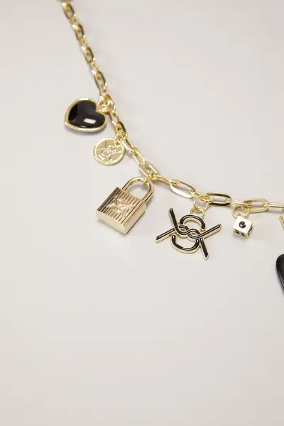 Cadena Wonderland — imagen 1