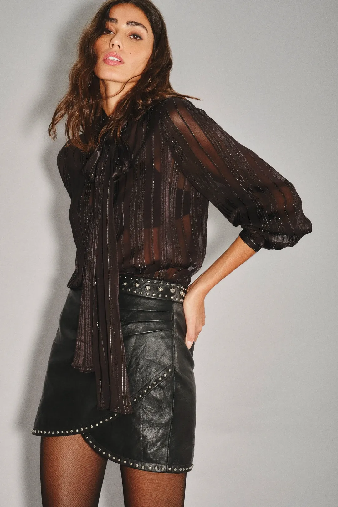 Falda Orient Studs Cuero