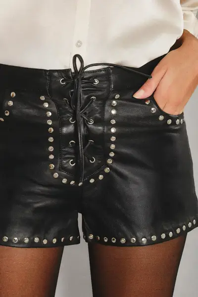 Short Penny Cuero — imagen 5