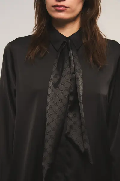 Camisa Essential Black — imagen 3