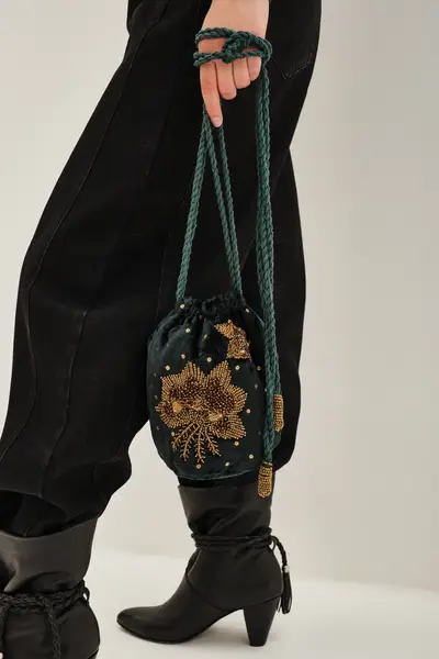 Cartera Naga Flower — imagen 1