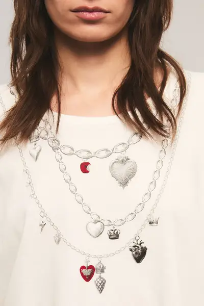 Remera Silver Charm — imagen 3