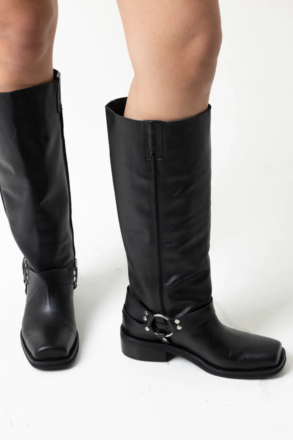 Botas Agoura Negras Cuero