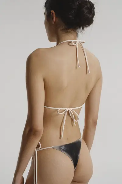 Bikini Graph — imagen 5