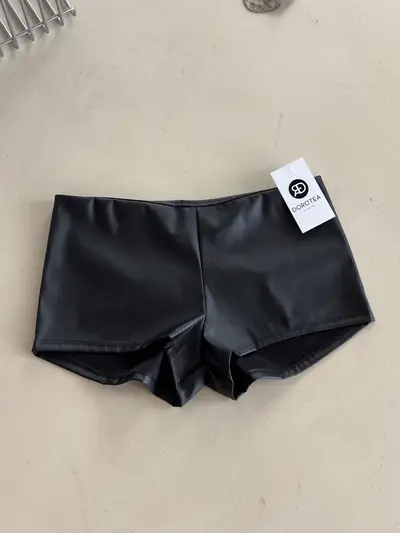 Short Berlin — imagen 2